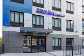 Days Inn by Wyndham Bronx NYC