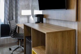 Days Inn by Wyndham Bronx NYC