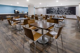 Days Inn by Wyndham Bronx NYC