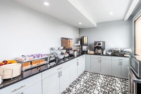 Days Inn by Wyndham New York Chinatown