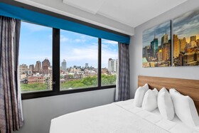 Days Inn by Wyndham New York Chinatown