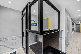 Days Inn by Wyndham New York Chinatown