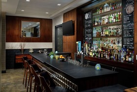 Distrikt Hotel New York City, Tapestry Collection by Hilton