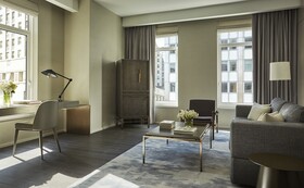 Four Seasons Hotel New York Downtown