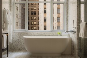 Four Seasons Hotel New York Downtown
