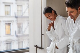 Four Seasons Hotel New York Downtown