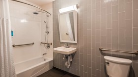 Glo Best Western Brooklyn NYC