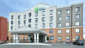 Holiday Inn Express Staten Island West