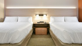 Holiday Inn Express Staten Island West