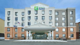 Holiday Inn Express Staten Island West