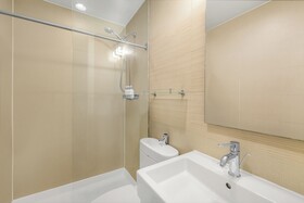 Hotel 27 by LuxUrban