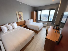 Liberty View Brooklyn Hotel