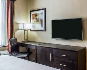 Pitkin Hotel