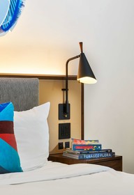 Hotel Seville Nomad