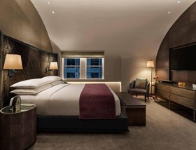 The Knickerbocker Hotel