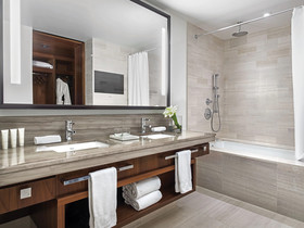 The Langham New York, Fifth Avenue