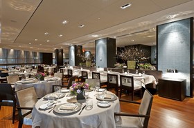 The Langham New York, Fifth Avenue