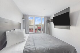 Tremont Hotel