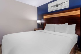 Avion Inn Near LGA Airport, Ascend Hotel Collection