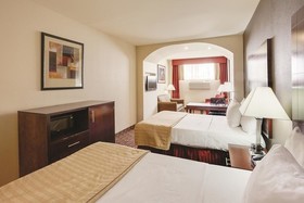 JFK View Inn & Suites