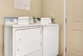 Days Inn Niagara Falls