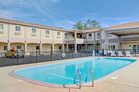 Days Inn Niagara Falls
