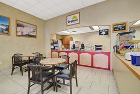 Days Inn Niagara Falls