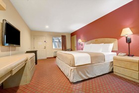 Days Inn Niagara Falls