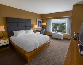 DoubleTree by Hilton Hotel Niagara Falls
