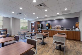 Microtel Inn & Suites by Wyndham Niagara Falls