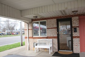 Sterling Inn Niagara Falls near IAG Airport