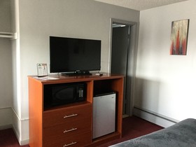 Swiss Cottage Inn