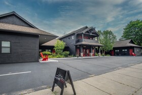 The Alpine Lodge
