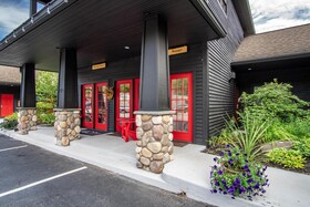 The Alpine Lodge