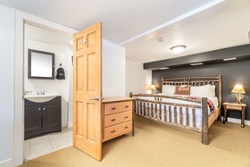 The Alpine Lodge