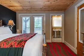 The Alpine Lodge