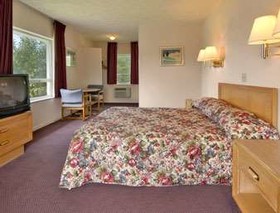 Knights Inn Oswego East