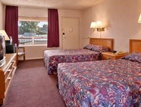 Knights Inn Oswego East