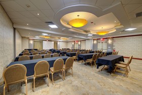 Holiday Inn Plainview-Long Island