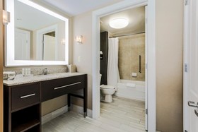 Homewood Suites by Hilton Long Island-Melville