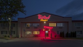 Red Roof Inn PLUS+ Poughkeepsie