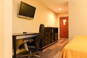 Capital Inn & Suites