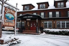 The Lake House Lodge