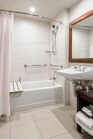 Marriott Rochester Airport