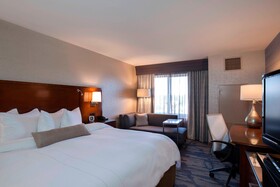 Marriott Rochester Airport