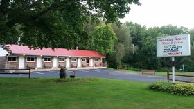 The Paradise Resort and Cabins
