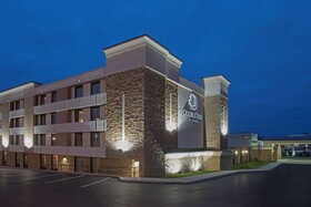DoubleTree by Hilton Hotel Schenectady