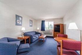 Super 8 by Wyndham Sidney NY