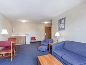Super 8 by Wyndham Sidney NY