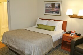 Candlewood Suites Syracuse-Airport